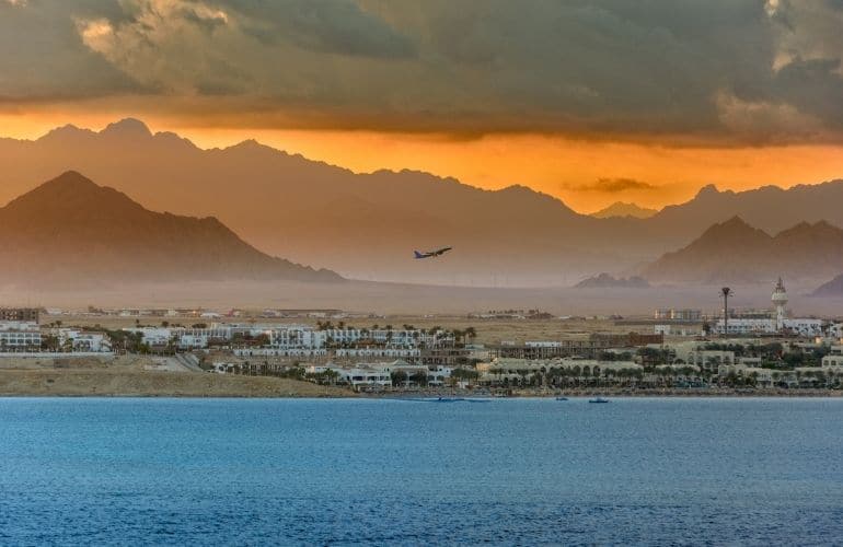 🌴 Perché Sharm El Sheikh è stata classificata come la 3ª città più bella del 2025